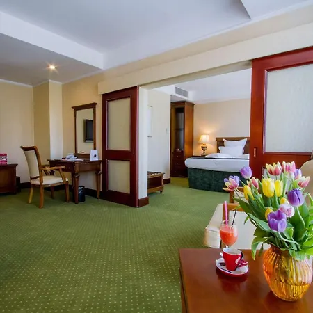 Hotel Hp Tower One Brasov-2